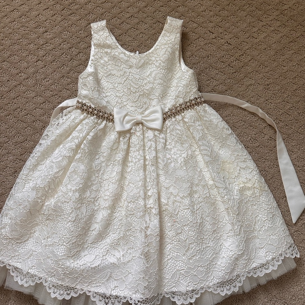 Dress 4T girl